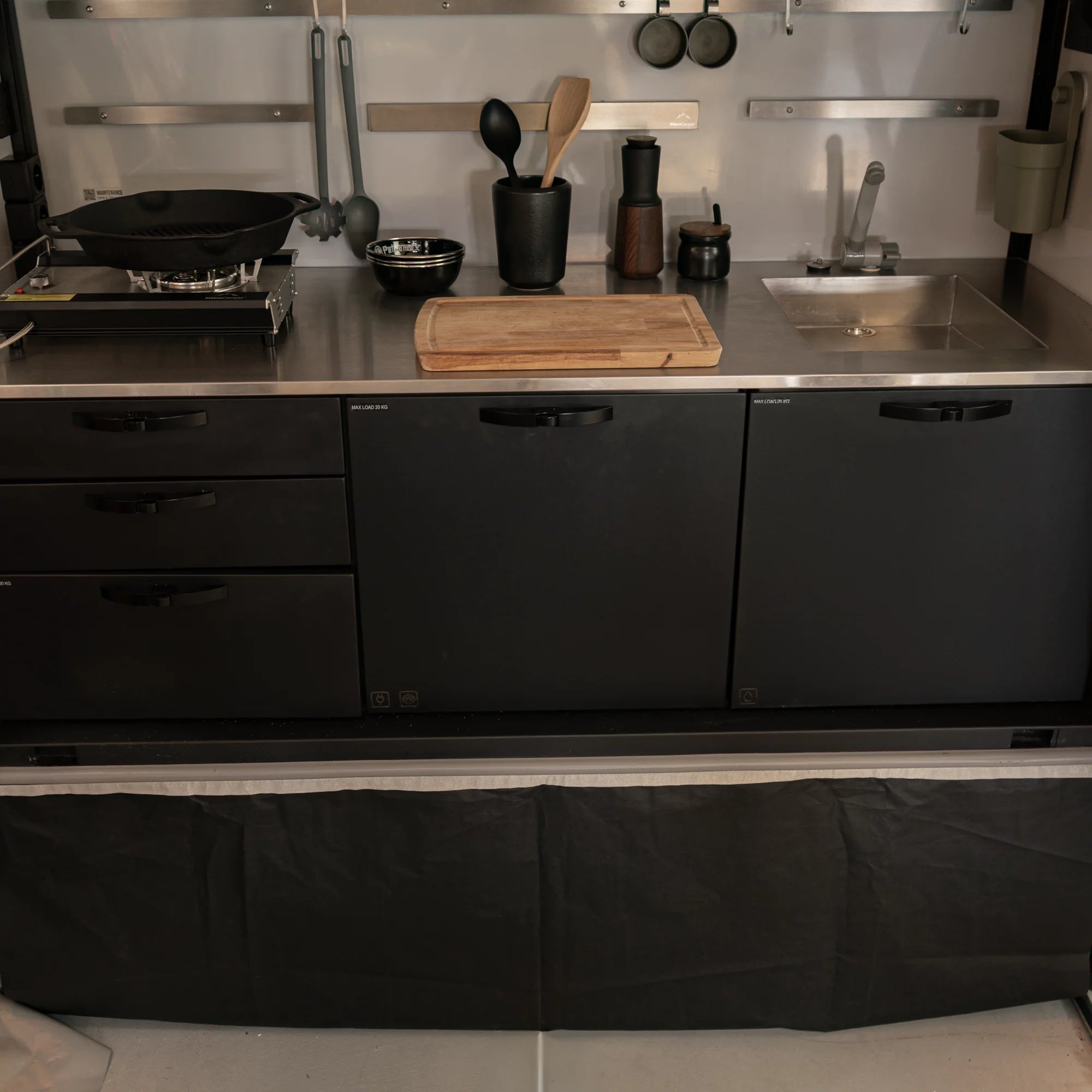 HeroCamper Keukentent Zwart